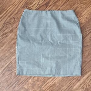 Banana Republic Gray Plaid Pencil Skirt